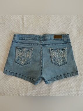 Arco Iris Light Blue Denim Women's Shorts Size 11 Waist 32” Rhinestones EUC